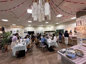 Yuiversseでイベントを行っているときの写真