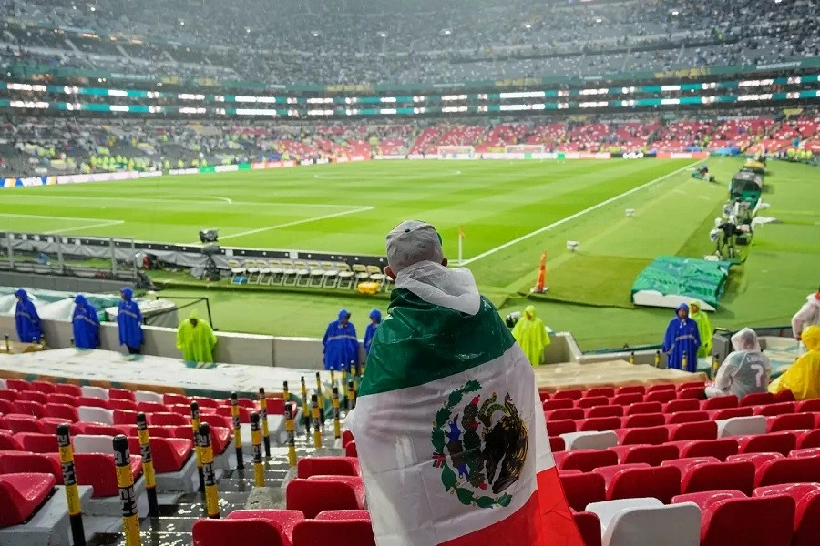 Kết quả bóng đá Vòng 1/32 World Cup: Mexico 2-0 Ecuador: Mexico phá dớp 40 năm ở World Cup, hẹn đại chiến Anh tại vòng 1/16
