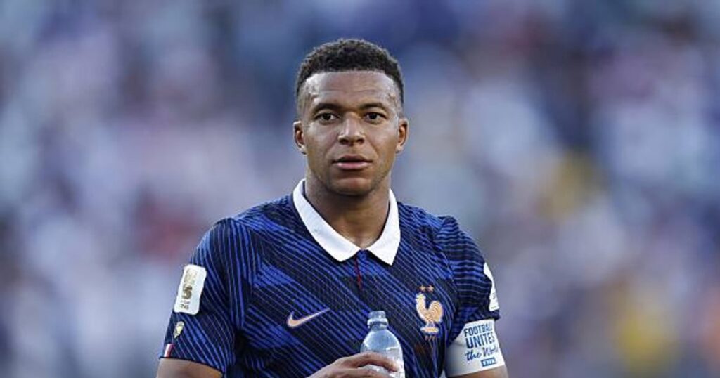 フランス 1-0 パラグアイ:ムバッペの冷静なプレーで、フランス代表は2026年ワールドカップの準々決勝進出を決めた。 Vietnam.vn - Nền tảng quảng bá Việt Nam