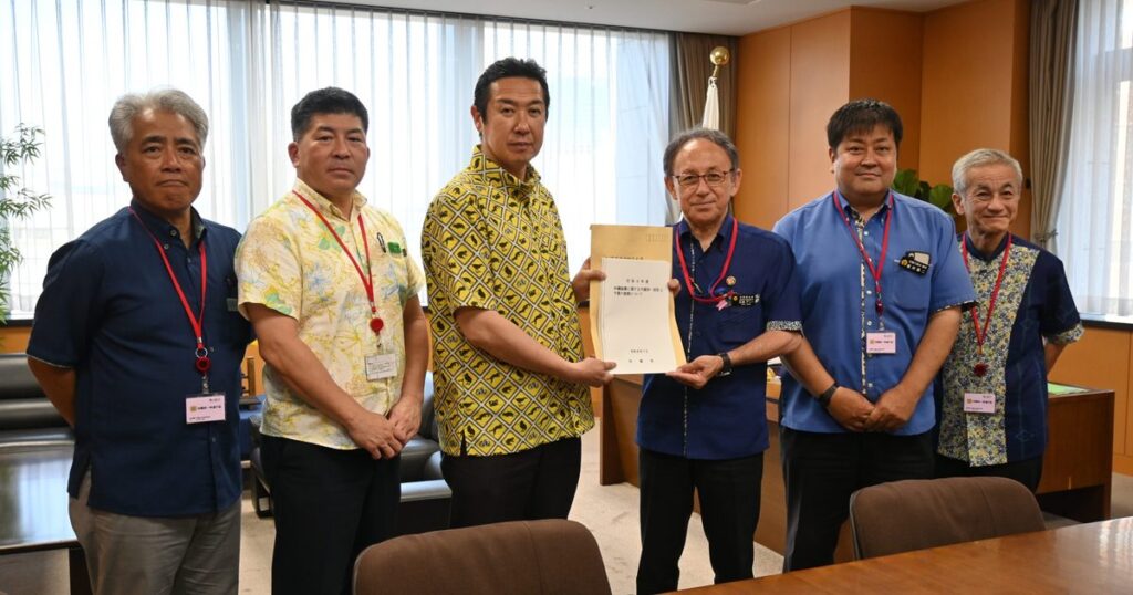 沖縄予算３０００億円台を　知事、担当相と面会