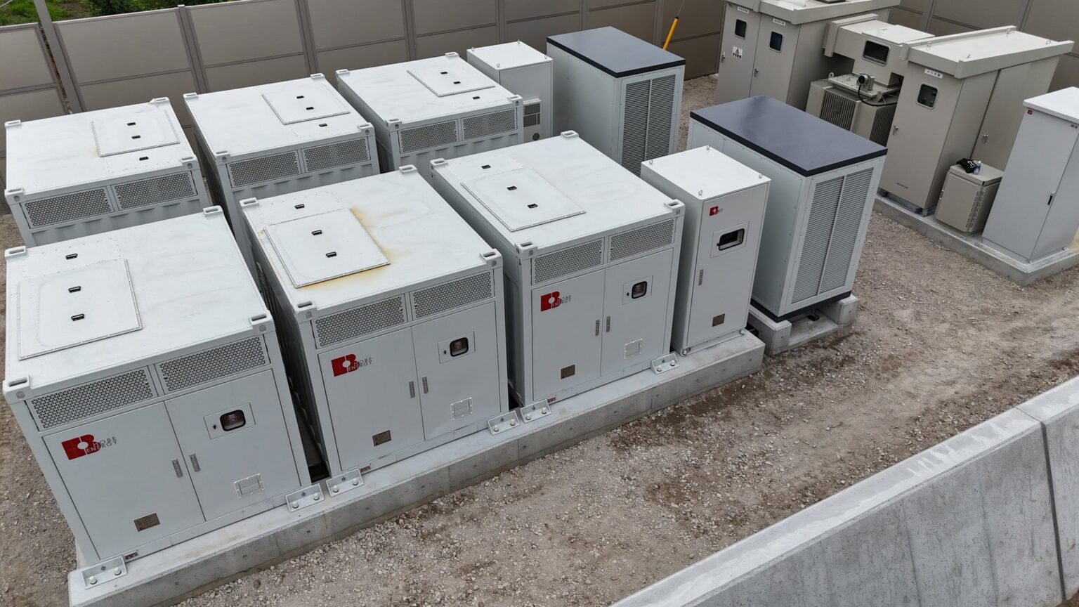 次世代蓄電池ソリューションを手掛ける「HOBE ENERGY」、埼玉県寄居町「鉢形蓄電所」が受電完了!上奈良・七本木に続く埼玉県内3拠点目が始動 | HOBE ENERGY株式会社のプレスリリース 次世代蓄電池ソリューションを手掛ける「HOBE ENERGY」、埼玉県寄居町「鉢形蓄電所」が受電完了!上奈良・七本木に続く埼玉県内3拠点目が始動 | HOBE ENERGY株式会社のプレスリリース