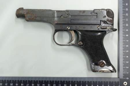 民家で旧陸軍の拳銃発見 発射能力も確認、島根 | 全国のニュース | 福井新聞ONLINE 民家で旧陸軍の拳銃発見 発射能力も確認、島根 | 全国のニュース | 福井新聞ONLINE