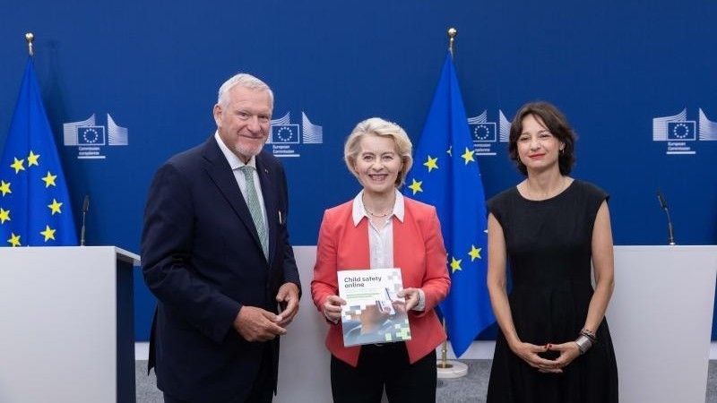 EUの子どもSNSアクセス制限方針、利便性と社会的責任のはざまで揺れるテック大手 独自認証アプリの試験運用進むも、AI広告の収益化モデルに矛盾の影(1/2) | JBpress (ジェイビープレス) EUの子どもSNSアクセス制限方針、利便性と社会的責任のはざまで揺れるテック大手 独自認証アプリの試験運用進むも、AI広告の収益化モデルに矛盾の影(1/2) | JBpress (ジェイビープレス)