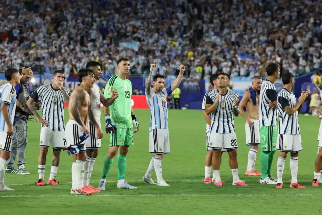 【W杯】アルゼンチン16強 カボベルデに2度追いつかれるも延長死闘制す 8戦連発メッシは3得点に絡む – スポニチ Sponichi Annex サッカー 【W杯】アルゼンチン16強 カボベルデに2度追いつかれるも延長死闘制す 8戦連発メッシは3得点に絡む - スポニチ Sponichi Annex サッカー