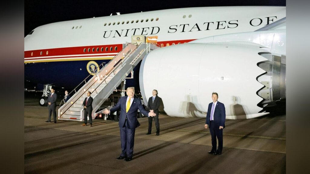 トランプ氏、トルコ出発時に新エアフォース・ワンの使用とりやめ…「私はイランの暗殺リストのトップ」攻撃警戒か – 読売新聞 トランプ氏、トルコ出発時に新エアフォース・ワンの使用とりやめ…「私はイランの暗殺リストのトップ」攻撃警戒か - 読売新聞