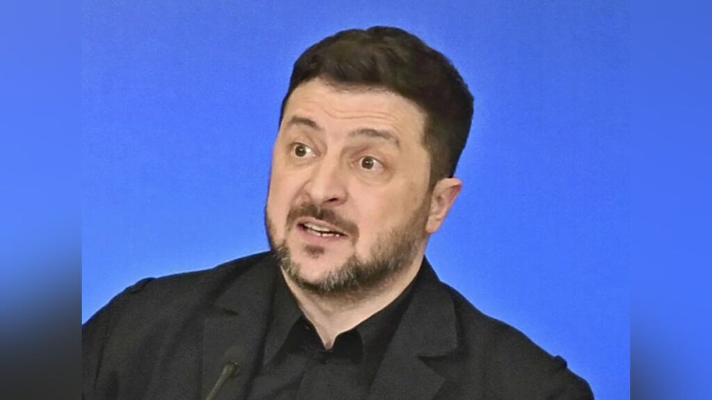 ゼレンスキー大統領、ロシアが北朝鮮に３万人追加派兵要請との見方「いかに戦争仕掛けるか教示」 - 読売新聞