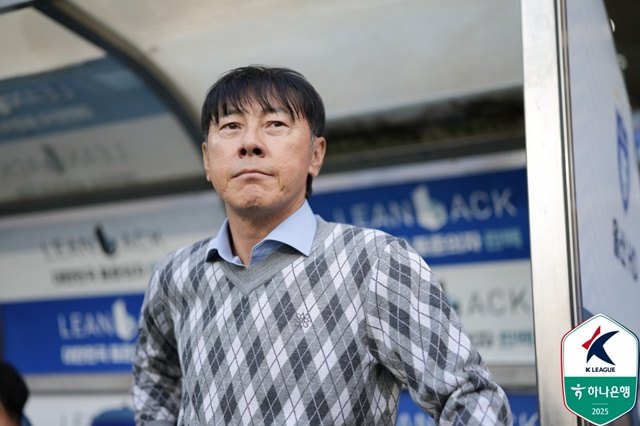 シン·テヨン監督。 /写真=韓国プロサッカー連盟提供