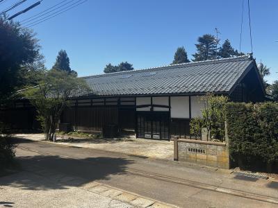 星家住宅東側前面道路から望む北東側外観（ほしけじゅうたくひがしがわぜんめんどうろから）