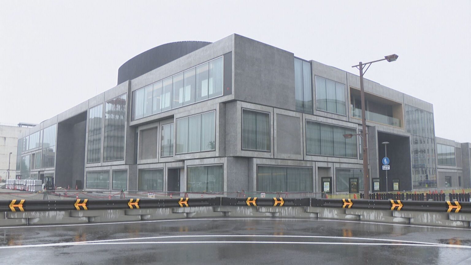 新丸亀市民会館「THEATRE MAdo」の内部を公開!「うちわ」モチーフの大ホールも 香川 | KSBニュース | KSB瀬戸内海放送 新丸亀市民会館「THEATRE MAdo」の内部を公開!「うちわ」モチーフの大ホールも 香川 | KSBニュース | KSB瀬戸内海放送