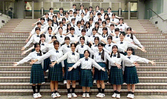 創価高校の女子ダンス部