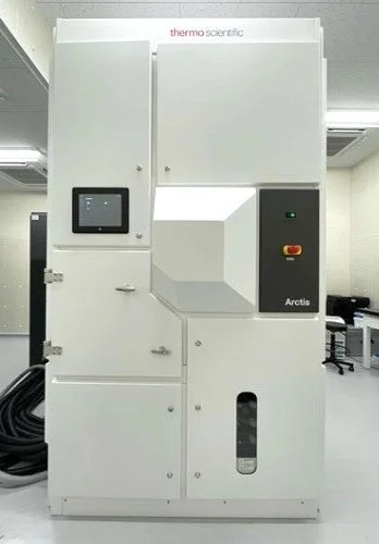 Arctis 科学機器