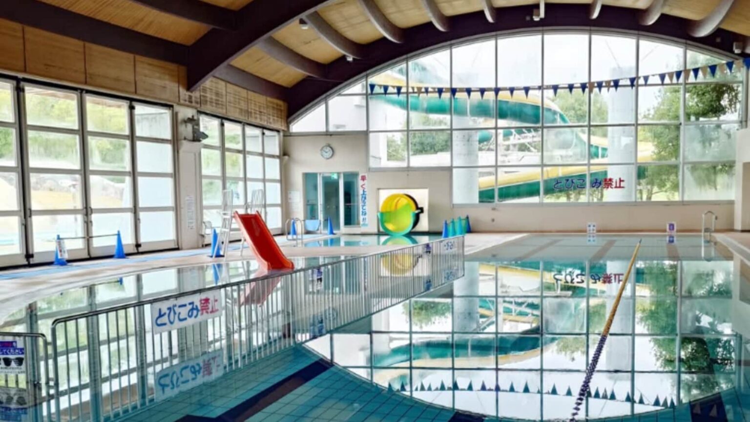 【茨城県】3歳未満は無料も! 天然温泉併設プール、屋内プール、袋田の滝周辺の温泉プール。プール3選 – All About ニュース 【茨城県】3歳未満は無料も! 天然温泉併設プール、屋内プール、袋田の滝周辺の温泉プール。プール3選 - All About ニュース