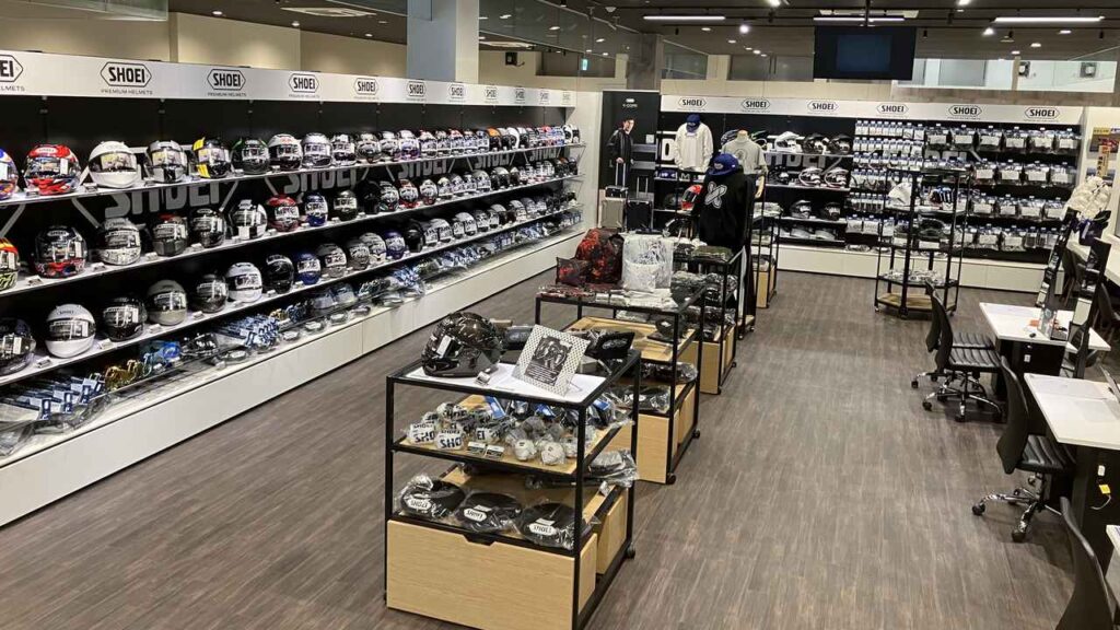 SHOEI Gallery OKAZAKIが7月3日オープン! 愛知県岡崎市に東海エリア初のSHOEI公式ショールーム誕生 – webオートバイ SHOEI Gallery OKAZAKIが7月3日オープン! 愛知県岡崎市に東海エリア初のSHOEI公式ショールーム誕生 - webオートバイ