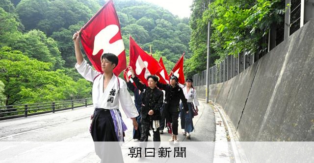 ドカベン「弁慶高校」のルーツ？　伝統の「80キロ行軍」に同行した - 高校野球 [岩手県]：朝日新聞
