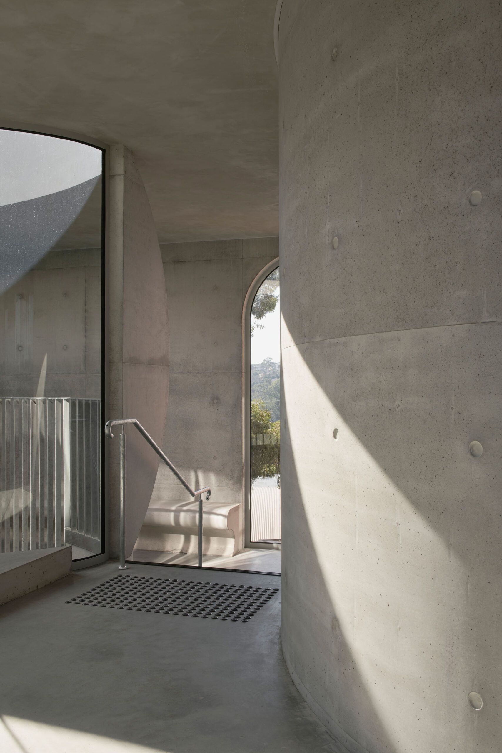 〈マーセリン・フライオーバー・ギャラリー(Marcellin Flyover Gallery)〉ファレル・レイ・アーキテクツ(Farrell Wray Architects)