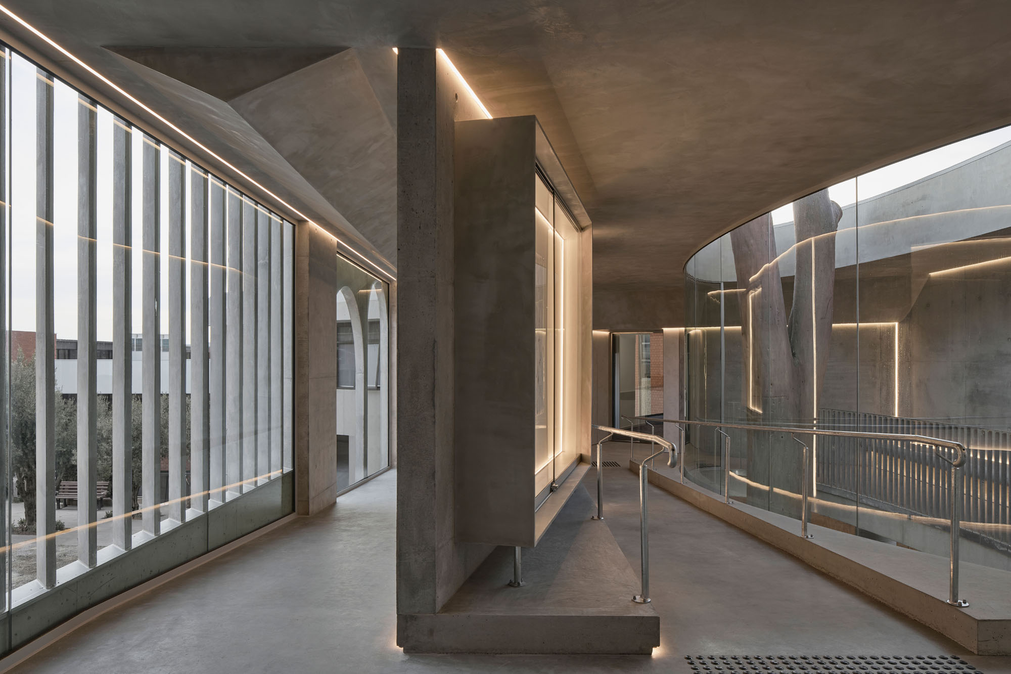〈マーセリン・フライオーバー・ギャラリー(Marcellin Flyover Gallery)〉ファレル・レイ・アーキテクツ(Farrell Wray Architects)