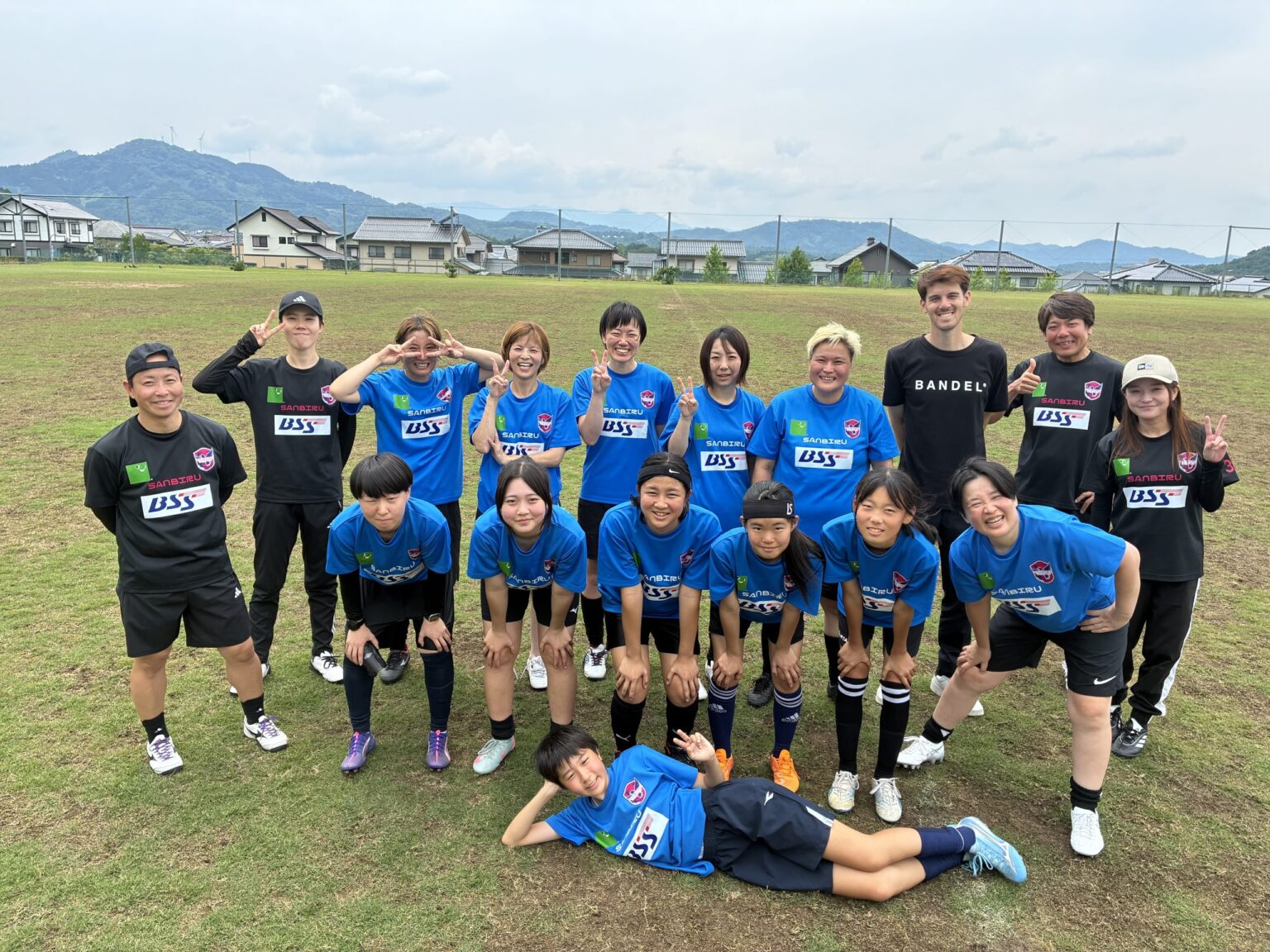 女子サッカーチーム「TOTTORI UNITED」初の対外試合で勝利!【さんびるサッカースクール】 | 鳥取マガジン 女子サッカーチーム「TOTTORI UNITED」初の対外試合で勝利!【さんびるサッカースクール】 | 鳥取マガジン