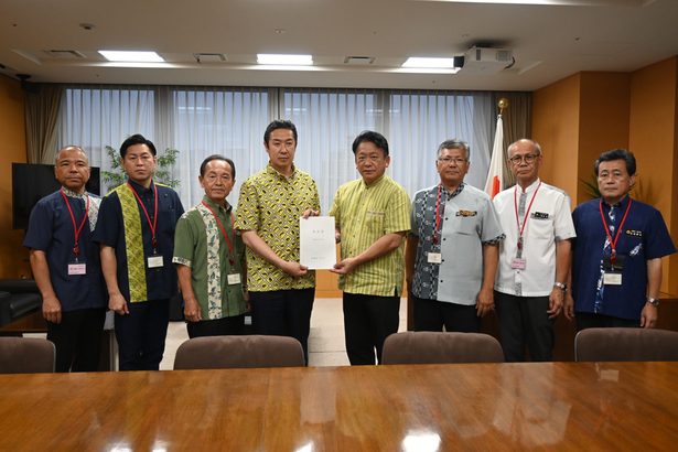交付金増額 単独で要請 4年連続 県市長会、沖縄相に