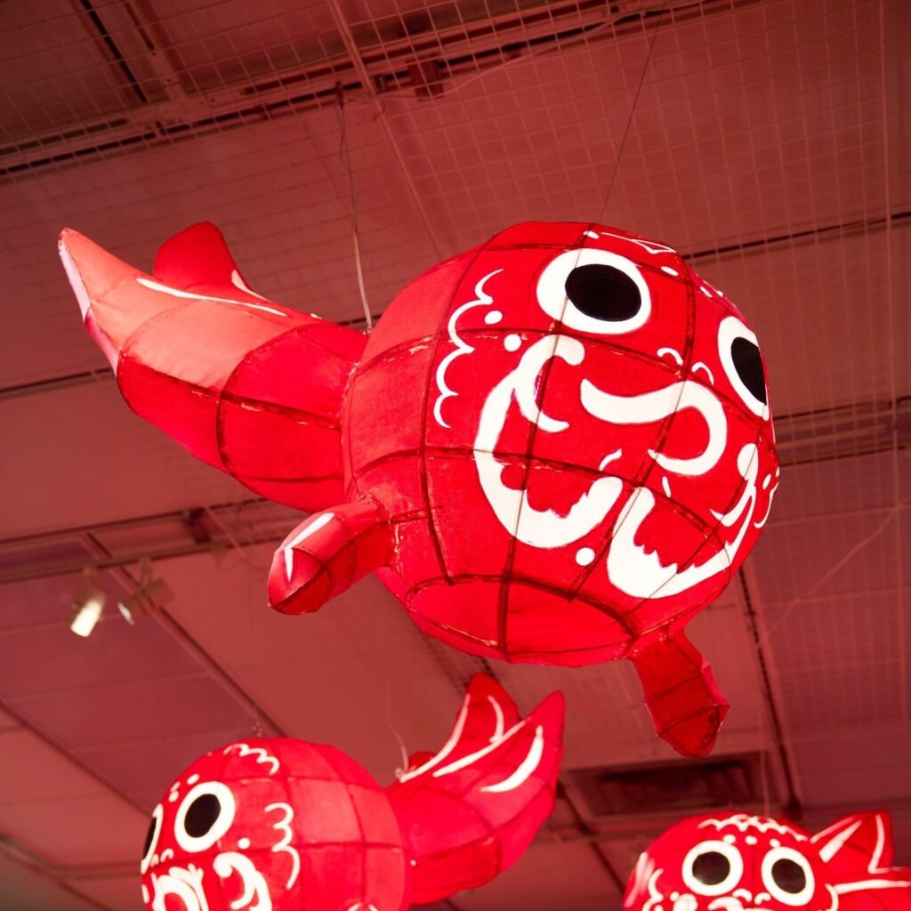 京阪沿線4つのモールで夏の装飾展示がスタート 青森県と熊本県の伝統工芸品が彩る京阪流通システムズの夏 | 株式会社京阪流通システムズ KUZUHA MALL×一般社団法人Clan PEONY津軽「青森・津軽ツナガルマルシェ」を開催!