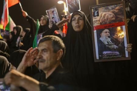 国葬期間中の攻撃自制要求 イラン、米イスラエルに
