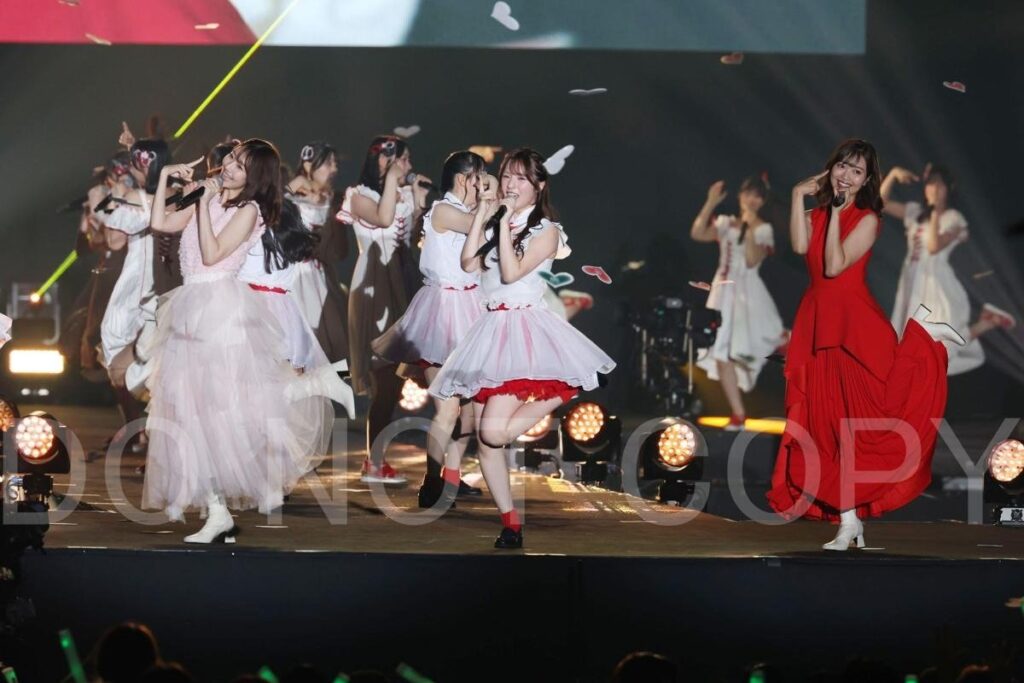 ［ＴＧＣ新潟］HIKAKINさんサプライズ登場！NGT48とOG北原さん､柏木さんが共演！市民モデルも堂々と - 新潟日報