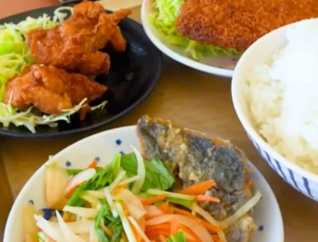 写真 | 茨城県の道の駅で味わう「地元食材のおばんざい」!種類豊富なお惣菜に「ご飯が足らん」「どれもおいしい」 | LIMO 写真 | 茨城県の道の駅で味わう「地元食材のおばんざい」!種類豊富なお惣菜に「ご飯が足らん」「どれもおいしい」 | LIMO