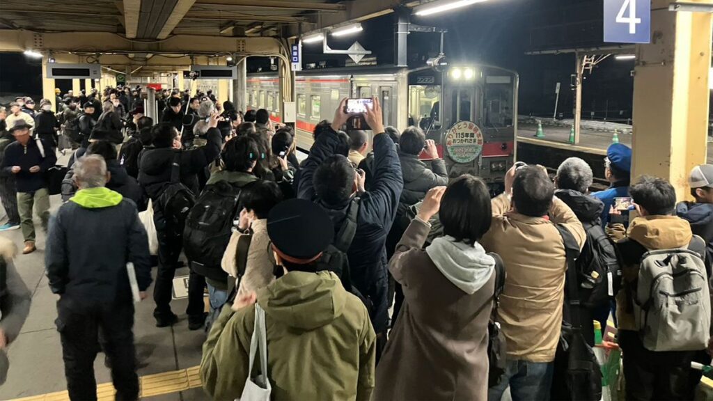 「廃線ドミノ」はJR北海道だけのせいではない…首都圏のスーパーから「北海道産じゃがいも」が消える日 | PRESIDENT Online(プレジデントオンライン) 「廃線ドミノ」はJR北海道だけのせいではない…首都圏のスーパーから「北海道産じゃがいも」が消える日 | PRESIDENT Online(プレジデントオンライン)