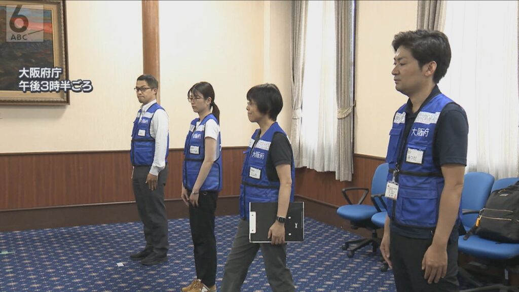和歌山から熊本へ「自走式水洗トイレカー」を派遣 大阪からも職員派遣 和歌山から熊本へ「自走式水洗トイレカー」を派遣 大阪からも職員派遣