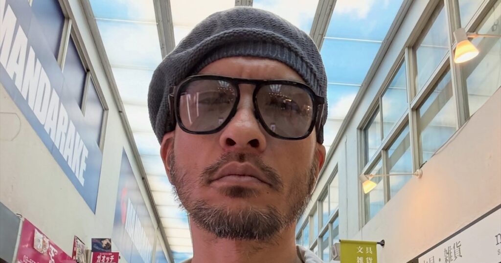 「47歳にもなって……」　長瀬智也、“汚ったないさらけ出し”で女性へ謝罪→気合入った髪形に反響も……　「長瀬なら私が許す」「あれはネタ？」（1/2） | エンタメ ねとらぼ - nlab.itmedia.co.jp