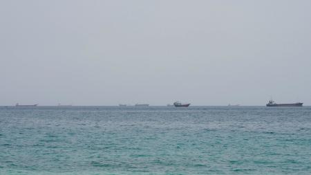 米イラン「不安定な膠着」 覚書期限、海峡開放見えず | 全国のニュース | 福井新聞ONLINE 米イラン「不安定な膠着」 覚書期限、海峡開放見えず | 全国のニュース | 福井新聞ONLINE
