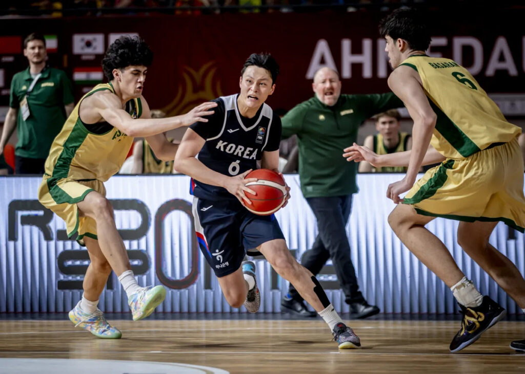 'リバウンド18-66の劣勢' 韓国U18バスケットボール、オーストラリアに37点差で大敗··· アジアカップ4強敗退 | STARNEWS