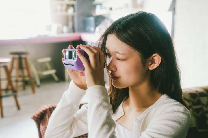 思い通りに写らないから、写真が少し楽しくなる。「Polaroid Go Generation 3」で撮ってみた | GoodsPress Web 思い通りに写らないから、写真が少し楽しくなる。「Polaroid Go Generation 3」で撮ってみた | GoodsPress Web