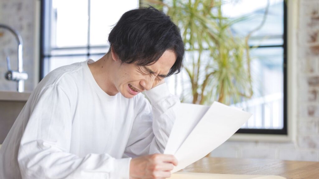 「あんたの会社の株、500万円分買ったわよ」お盆の帰省中、母が口にした爆弾発言…上場企業サラリーマン・38歳息子が“顔面蒼白”になったワケ【1級FPが警告】(THE GOLD ONLINE(ゴールドオンライン)) – Yahoo!ニュース 「あんたの会社の株、500万円分買ったわよ」お盆の帰省中、母が口にした爆弾発言…上場企業サラリーマン・38歳息子が“顔面蒼白”になったワケ【1級FPが警告】(THE GOLD ONLINE(ゴールドオンライン)) - Yahoo!ニュース