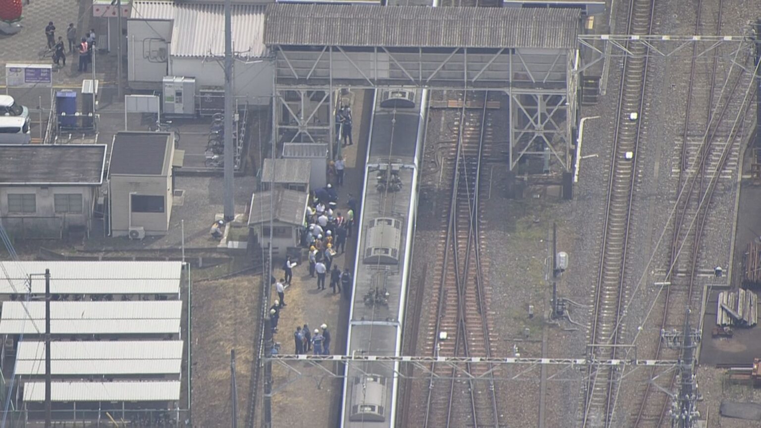 【速報】作業員4人が死亡　駅の線路上で特急電車に接触　栃木県の東武日光線（TBS NEWS DIG Powered by JNN）