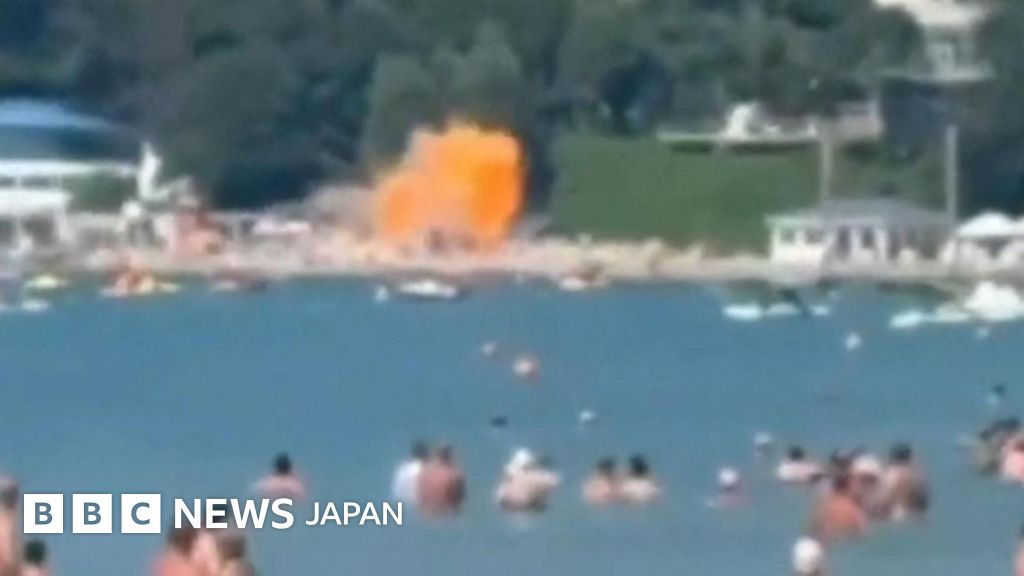 ロシアのビーチ、ウクライナの民家……双方で民間人の死傷続く - BBCニュース