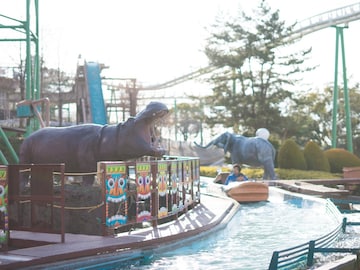 【大阪府】入園無料も! 山頂の遊園地から老舗“ひらパー”まで……休日に行きたい遊園地3選