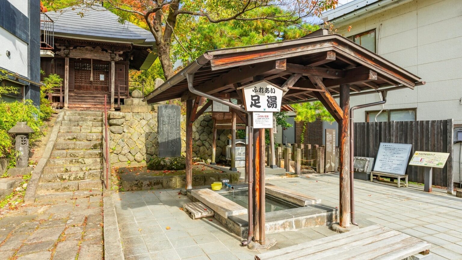 【山形県】改札を抜けて10歩で温泉! 童話作家のふるさとの駅ナカ温泉に、無料の足湯めぐりも。駅直結・周辺スポット2選 – All About ニュース 【山形県】改札を抜けて10歩で温泉! 童話作家のふるさとの駅ナカ温泉に、無料の足湯めぐりも。駅直結・周辺スポット2選 - All About ニュース