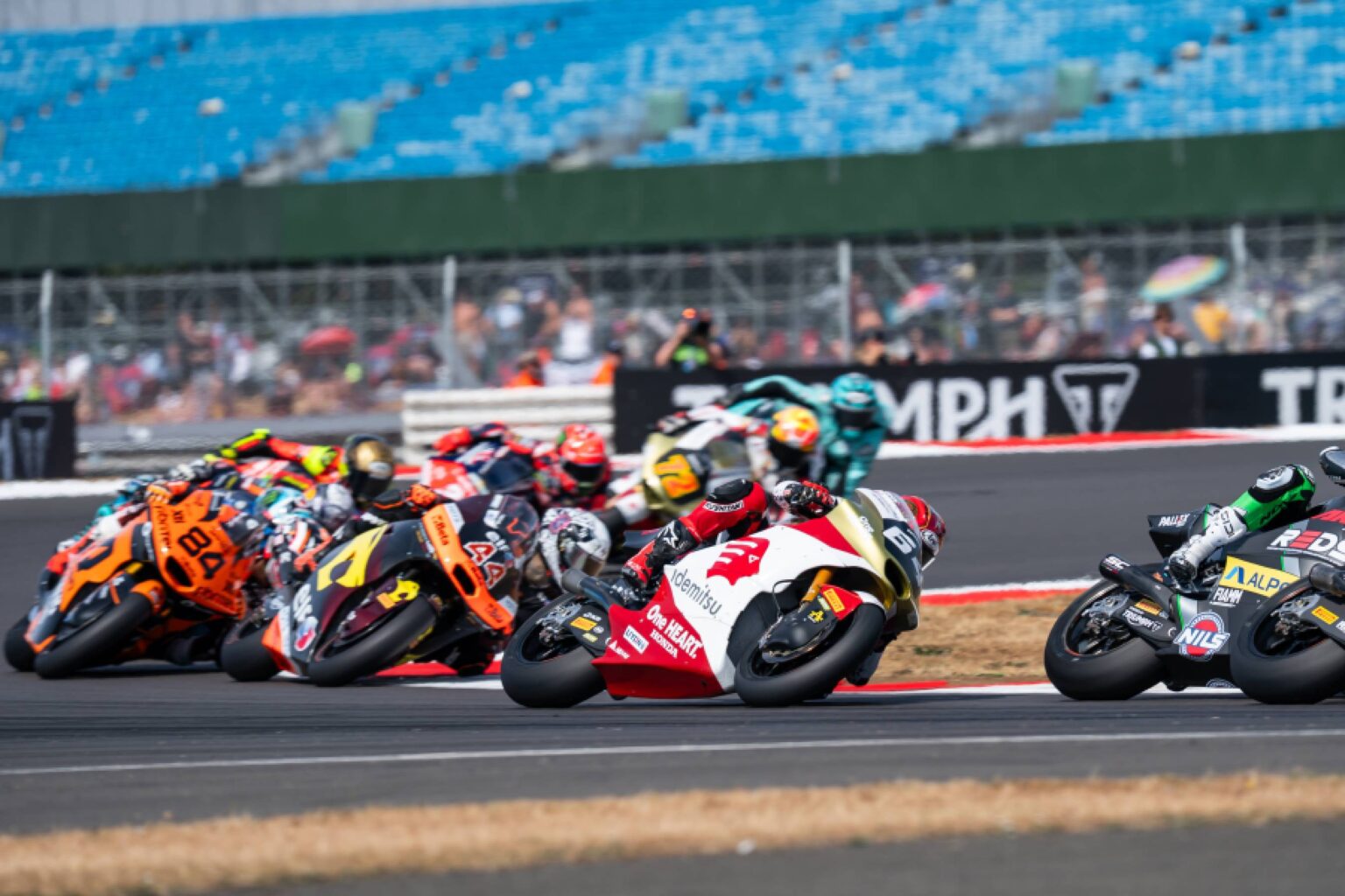 イギリスGP決勝、アジと古里は厳しいレースで完走を果たす | Honda.Racing gb