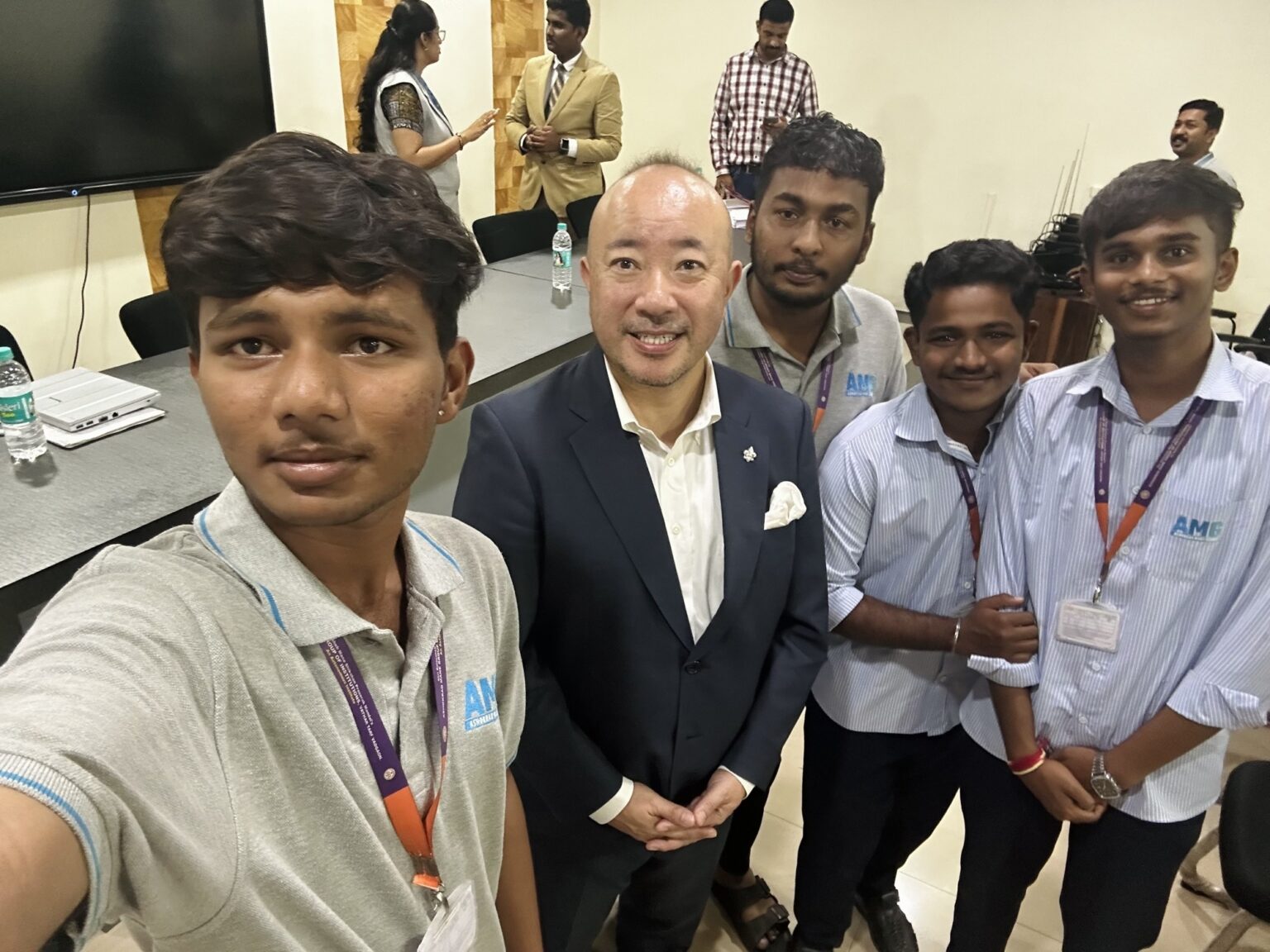 日本発の教育メソッド「ほめ育」、インドの大学で正式科目に採用 | 株式会社スパイラルアップ
