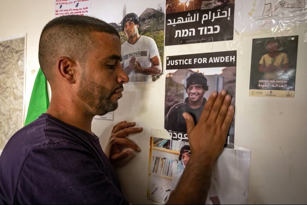 イスラエル検察が入植者を起訴、パレスチナ人活動家射殺事件で異例の対応 – CNN.co.jp イスラエル検察が入植者を起訴、パレスチナ人活動家射殺事件で異例の対応 - CNN.co.jp