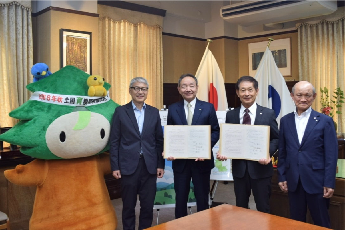 コーナン商事、紀陽銀行と和歌山県「企業の森」事業で森林保全活動を開始
