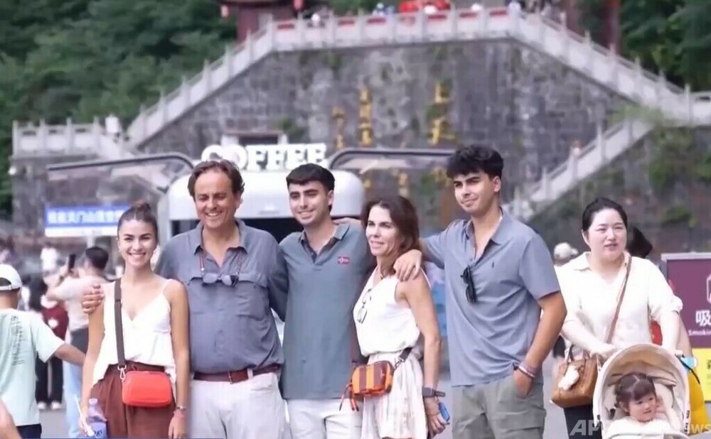 Chinamaxxing 外国人観光客の中国旅行が世界のトレンドに　写真1枚　国際ニュース：AFPBB News