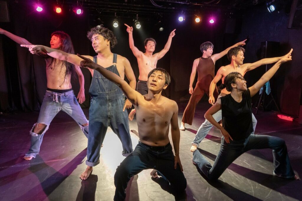 謎の集団「男肉 du Soleil(オニクドソレイユ)」京都市で9月に公演 20年以上、笑えるステージ継続|京都新聞デジタル 京都・滋賀のニュースサイト 謎の集団「男肉 du Soleil(オニクドソレイユ)」京都市で9月に公演 20年以上、笑えるステージ継続|京都新聞デジタル 京都・滋賀のニュースサイト