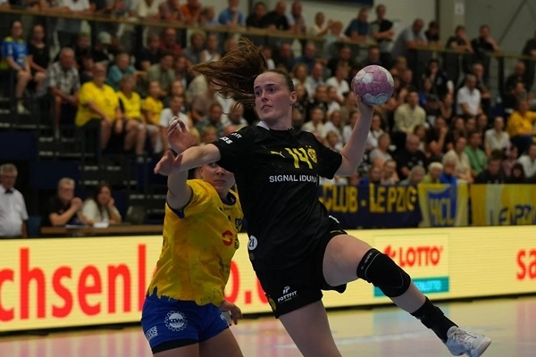 写真2026/27シーズンドイツ女子ハンドボールブンデスリーガのボルシア·ドルトムントとライプツィヒの試合の様子、写真出典=ボルシア·ドルトムント