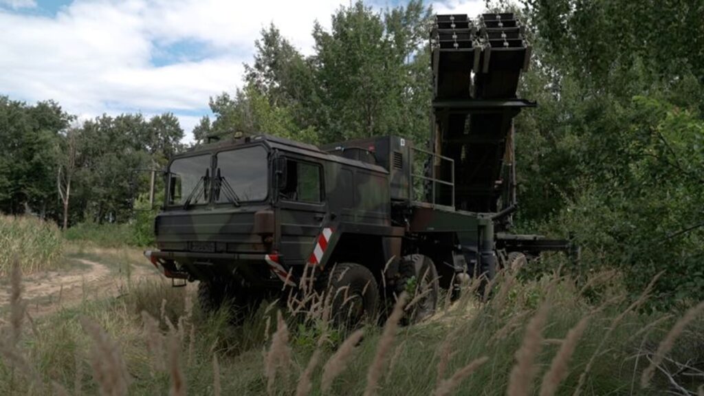ウクライナがCNNに見せた「アキレス腱」、迎撃ミサイルが枯渇したパトリオット発射機 - CNN.co.jp