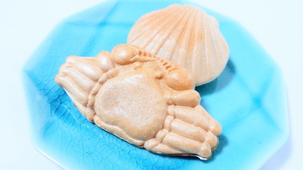 貝とカニ、どちらかなんて選べない！「かにと貝のもなか」で楽しむ二種類のあんこと鳥取県の海の幸（柳谷ナオ） - エキスパート - Yahoo!ニュース