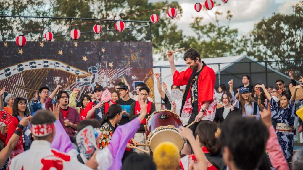 「日豪の絆を次世代へ」友好協力基本条約50周年を祝うMatsuri Brisbane | SBS 日本語 「日豪の絆を次世代へ」友好協力基本条約50周年を祝うMatsuri Brisbane | SBS 日本語