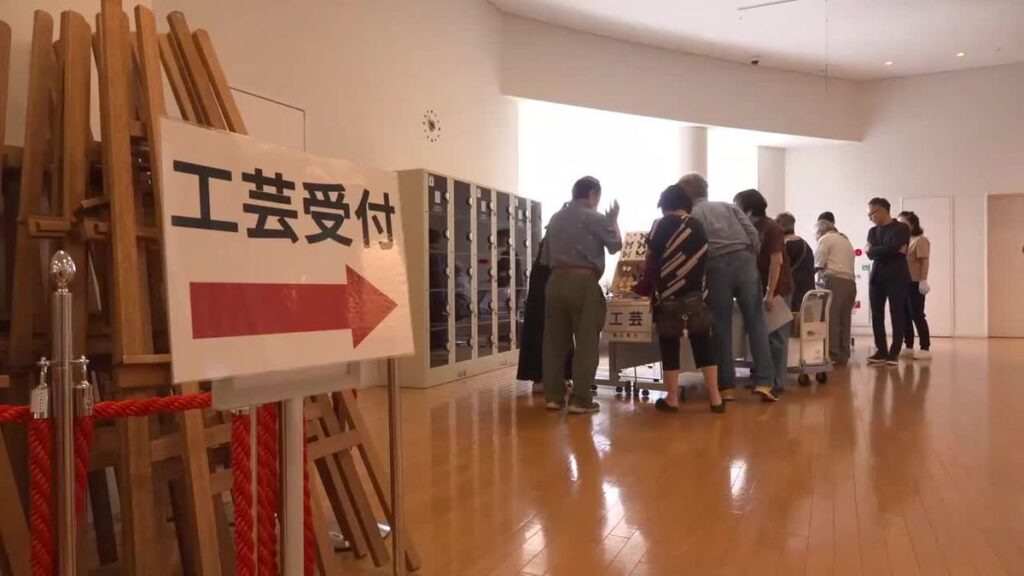 力作が続々と 80回目の芸術の祭典「県展」 作品搬入始まる【高知】(2026年9月26日掲載)|RKC NEWS NNN 共有