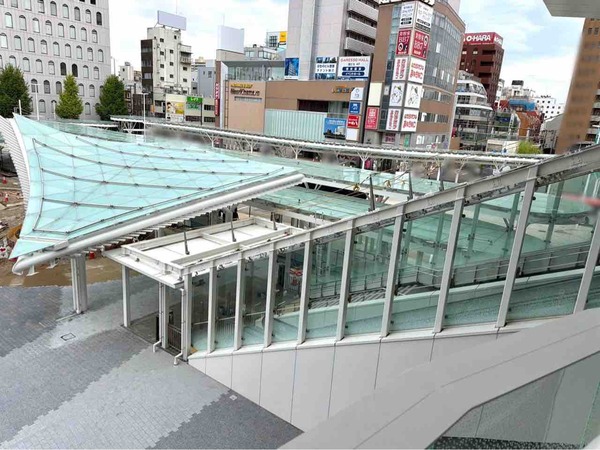 『新潟駅 万代広場』の『中央階段』『エスカレーター』が供用開始!9月18日~ : にいがた速報 – 新潟県新潟市の地域情報サイト 新潟駅 万代広場