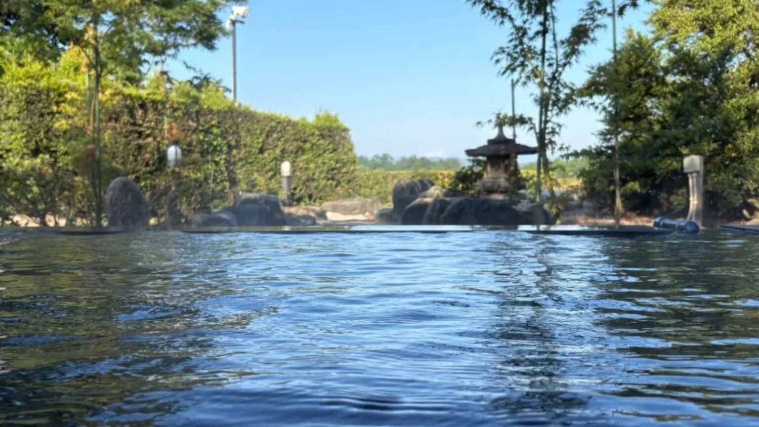 【山形県の人気日帰り温泉】「おいたま温泉 賜の湯」は源泉100%かけ流し&本格サウナが楽しめる絶景温泉施設。のどかな風景と砂風呂でゆったり気分 – All About ニュース 【山形県の人気日帰り温泉】「おいたま温泉 賜の湯」は源泉100%かけ流し&本格サウナが楽しめる絶景温泉施設。のどかな風景と砂風呂でゆったり気分 - All About ニュース